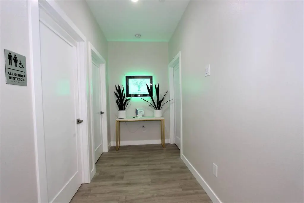 New & Modern With Accessibility-Family Friendly Apartment San Bernardino