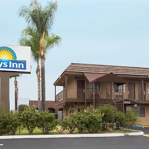 Days By Wyndham In San Bernardino